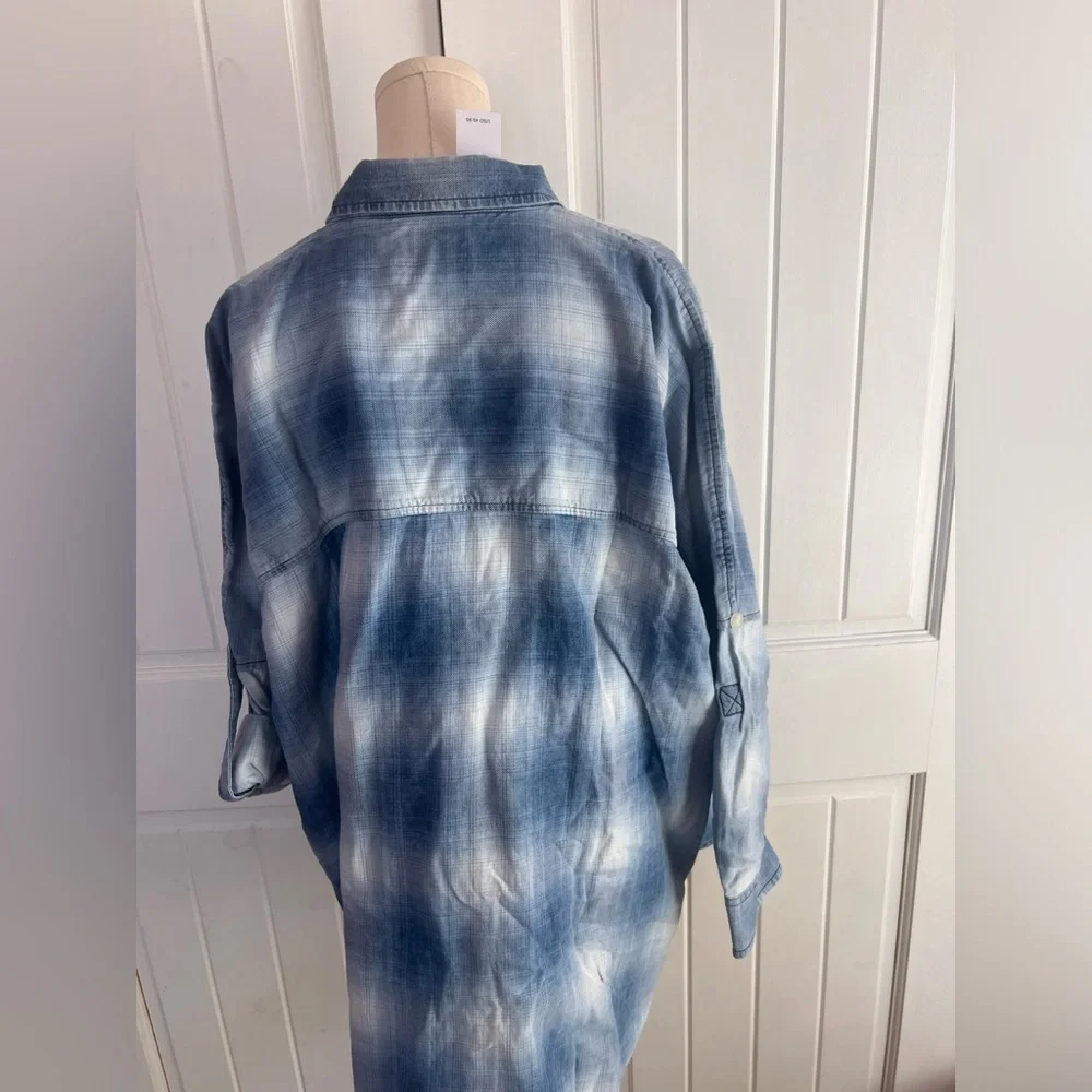 American Eagle Slouchy Button Down Shirt Blue Plaid Size Medium and Small NWT